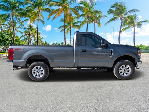 Used 2022 Ford F350 XLT w/ XLT Value Package image 2