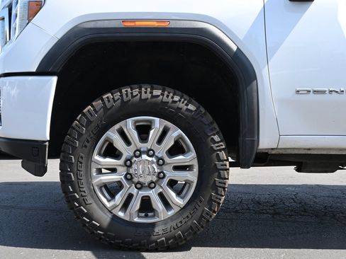 Used 2022 GMC Sierra 2500 Denali w/ Denali Ultimate Package AWD/4WD image 28