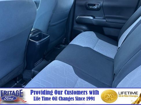 Used 2023 Toyota Tacoma 4x4 Double Cab image 12