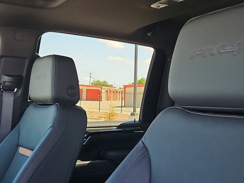 New 2026 GMC Sierra 2500 AT4 w/ AT4 Premium Plus Package AWD/4WD image 11