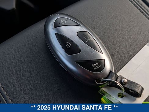 Used 2025 Hyundai Santa Fe SEL image 33