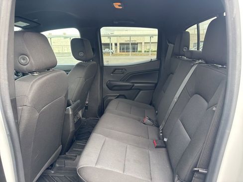 Used 2023 Chevrolet Colorado Trail Boss w/ Technology Package image 19