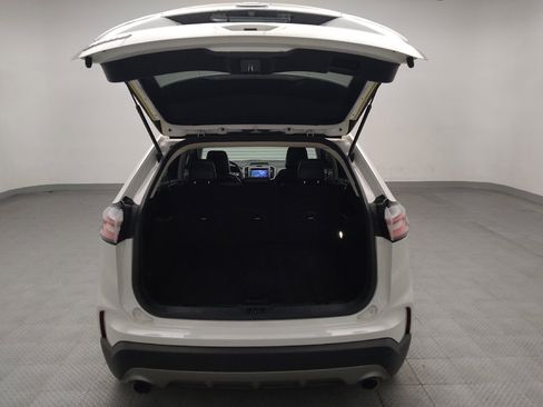 Used 2020 Ford Edge SEL FWD image 29