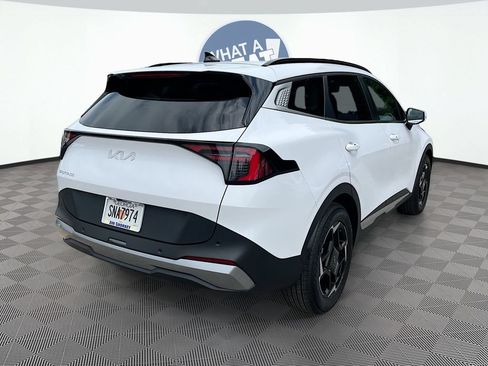 Certified 2026 Kia Sportage EX w/ EX Panorama Roof Package FWD image 6