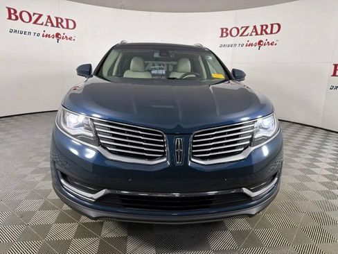 Used 2016 Lincoln MKX Reserve w/ Technology Package FWD image 2