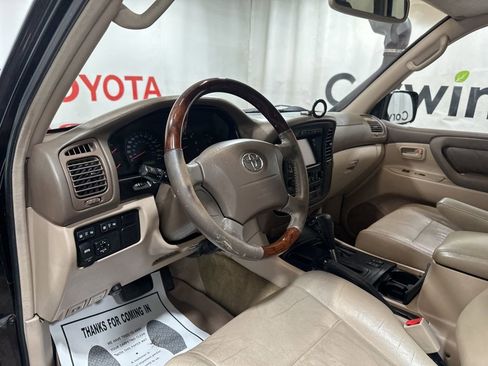 Used 2002 Toyota Land Cruiser image 25