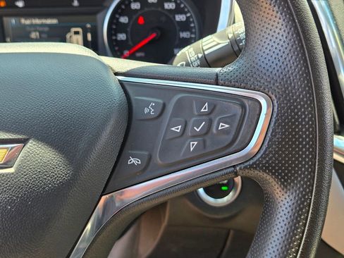 Used 2024 Chevrolet Equinox LS w/ LS Convenience Package FWD image 19