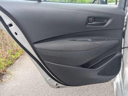 Used 2025 Toyota Corolla LE FWD image 25