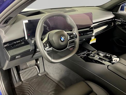New 2026 BMW 530i xDrive AWD/4WD image 10