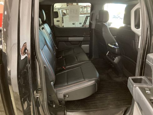Used 2021 Ford F150 Lariat image 10