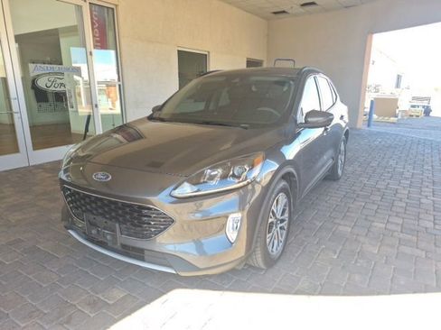 Used 2020 Ford Escape SEL FWD image 1