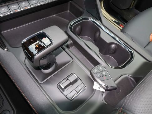 New 2026 GMC Sierra 1500 AT4 w/ AT4 Premium Package AWD/4WD image 21