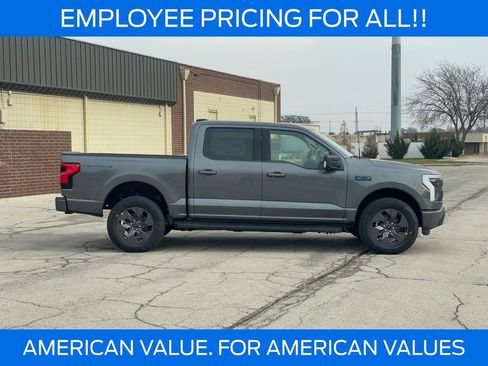 New 2025 Ford F150 Lightning Flash AWD/4WD image 6