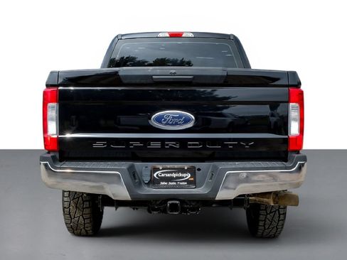Used 2018 Ford F250 XL w/ STX Appearance Package AWD/4WD image 8