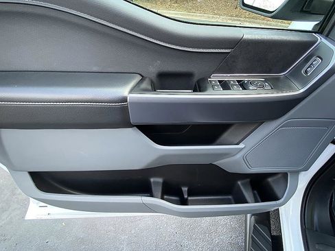 Used 2025 Ford F150 XLT image 9