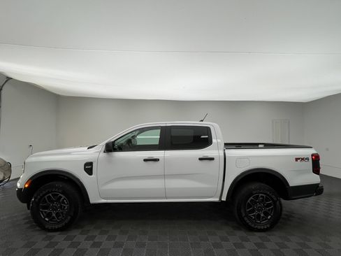 Used 2024 Ford Ranger XLT w/ FX4 Off-Road Package AWD/4WD image 11