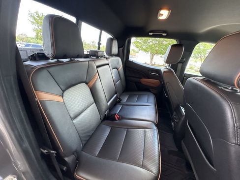 Certified 2023 GMC Canyon AT4 w/ AT4 Premium Package AWD/4WD image 27