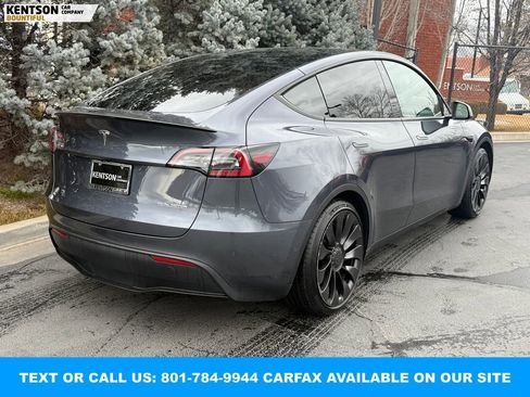 Used 2022 Tesla Model Y Performance image 9