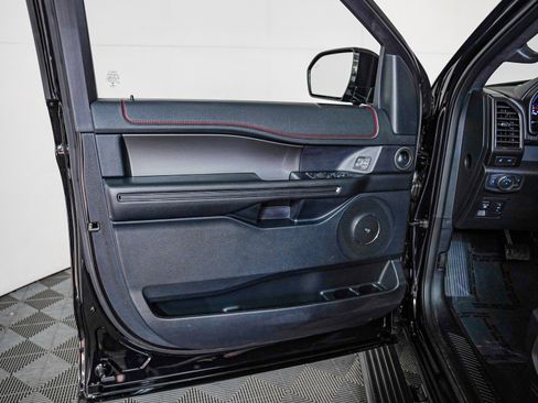 Used 2021 Ford Expedition Limited image 23