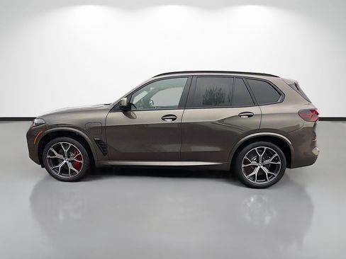 New 2026 BMW X5 xDrive50e w/ M Sport Package AWD/4WD image 6