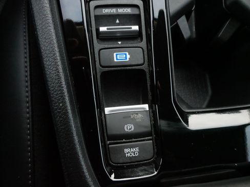 Used 2025 Honda Accord EX-L image 27