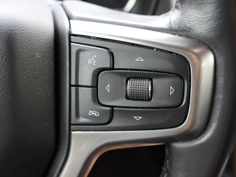 Used 2021 Chevrolet Suburban Z71 w/ Rear Media and Nav Package AWD/4WD image 24