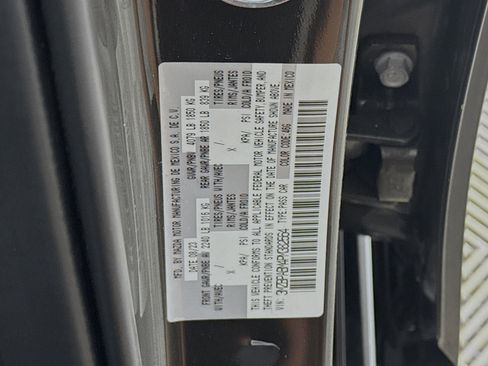 Used 2023 MAZDA MAZDA3 s image 40