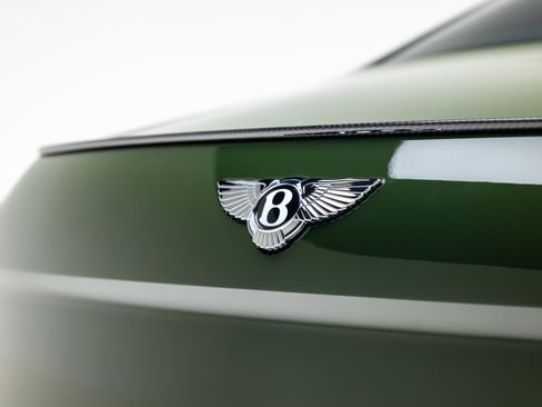 Used 2024 Bentley Flying Spur W12 AWD/4WD image 18