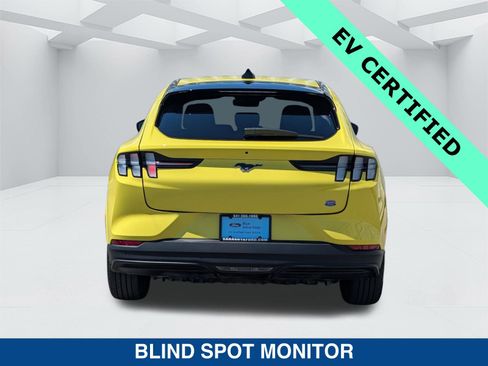 Certified 2025 Ford Mustang Mach-E Premium AWD/4WD image 5