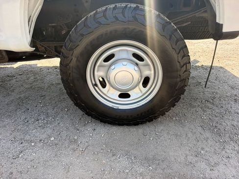 Used 2019 Ford F250 XL w/ Power Equipment Group AWD/4WD image 29