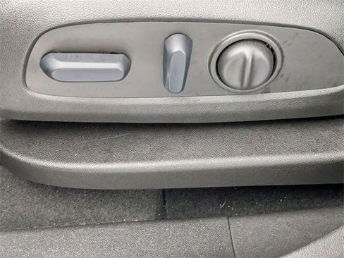 Certified 2023 Chevrolet Equinox RS w/ RS Leather Package image 15