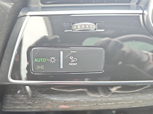 Used 2025 Audi Q7 3.0T Prestige w/ Prestige Package image 24