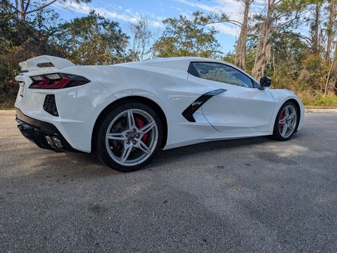 Used 2021 Chevrolet Corvette Stingray image 9