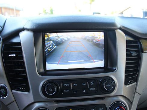Used 2017 GMC Yukon XL Denali w/ Open Road Package AWD/4WD image 37
