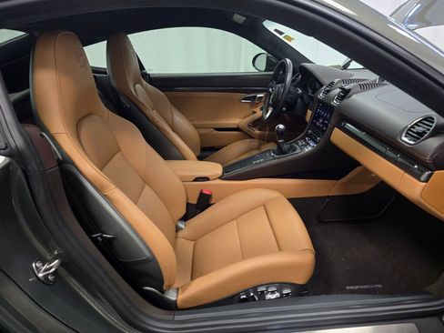 Certified 2023 Porsche 718 Cayman GT4 image 22