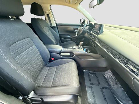 Certified 2023 Honda HR-V LX image 30