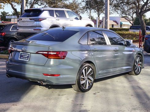 Used 2019 Volkswagen Jetta GLI FWD image 8