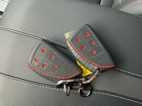 Used 2025 Chevrolet Traverse Z71 w/ Enhanced Driving Package image 21