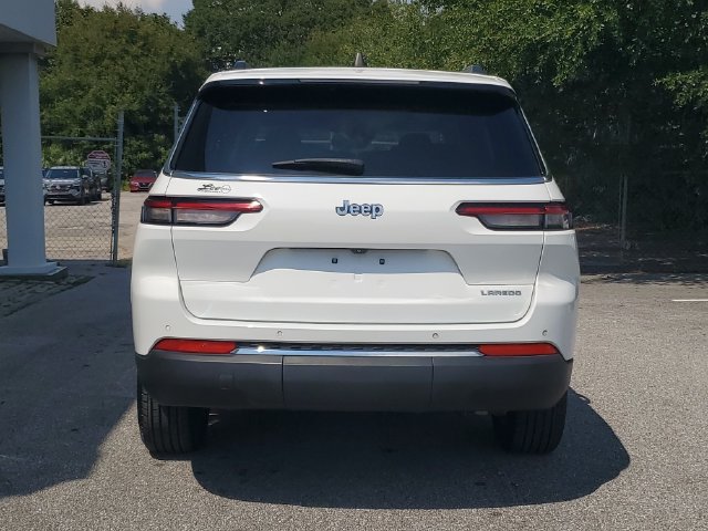 Used 2023 Jeep Grand Cherokee L Laredo RWD image 8