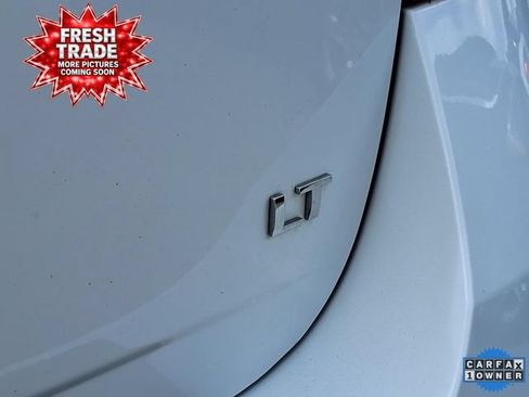 Used 2017 Chevrolet Equinox LT w/ Convenience Package FWD image 32