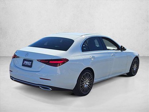 Used 2025 Mercedes-Benz C 300 Sedan image 5