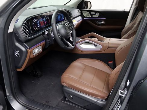 Certified 2026 Mercedes-Benz GLE 450 GLE 450 image 11