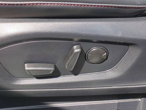 Used 2025 Ford Explorer ST-Line w/ ST-Line Street Pack AWD/4WD image 13