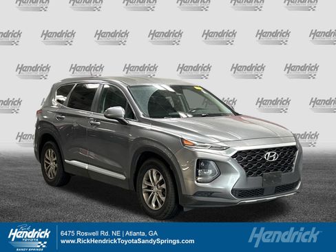 Used 2019 Hyundai Santa Fe SE FWD image 1