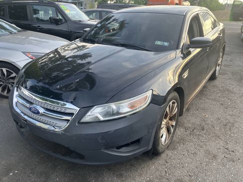 Used 2012 Ford Taurus SEL FWD image 1