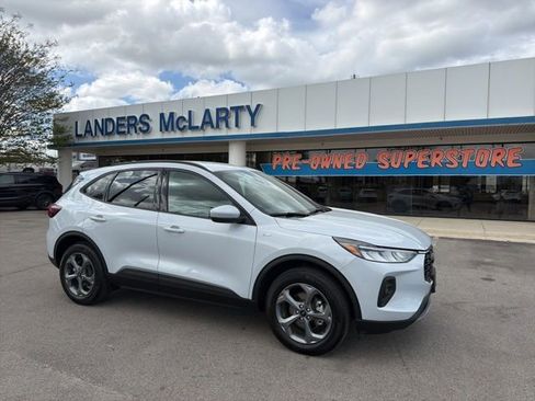 Used 2025 Ford Escape ST-Line Select image 1