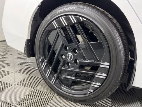 New 2026 Nissan Sentra SR w/ SR Premium Package image 15