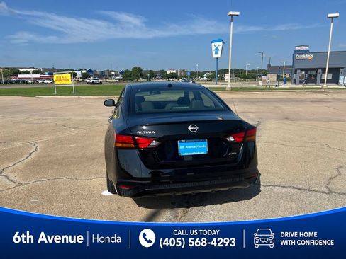 Used 2025 Nissan Altima 2.5 SV AWD/4WD image 6