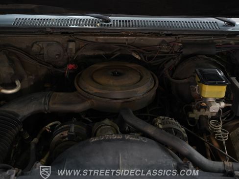 Used 1990 Chevrolet Suburban 2WD image 34