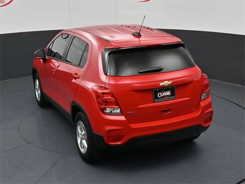 Used 2020 Chevrolet Trax LS image 14